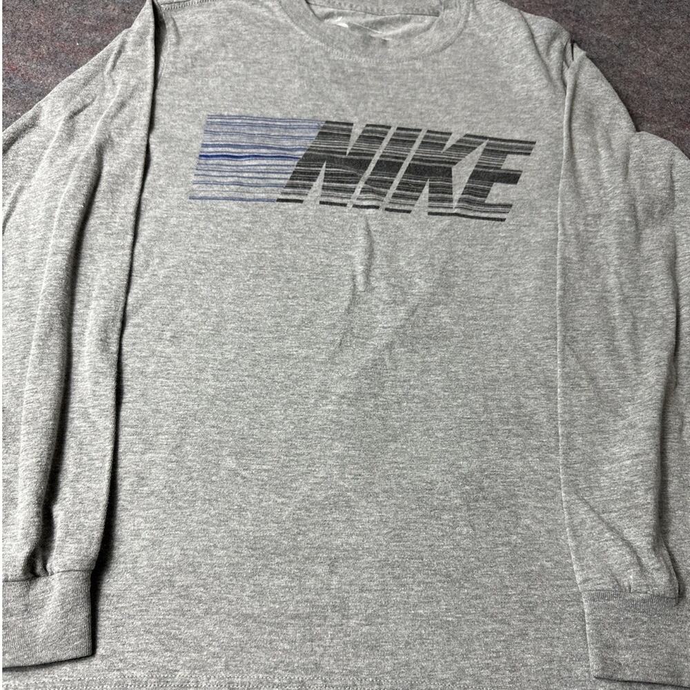 Boy's Nike T-Shirt Size Large Color Gray Blue Y2K Style Spellout